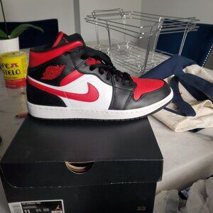 Cleaning out my closet. Jordan 1 New in Box